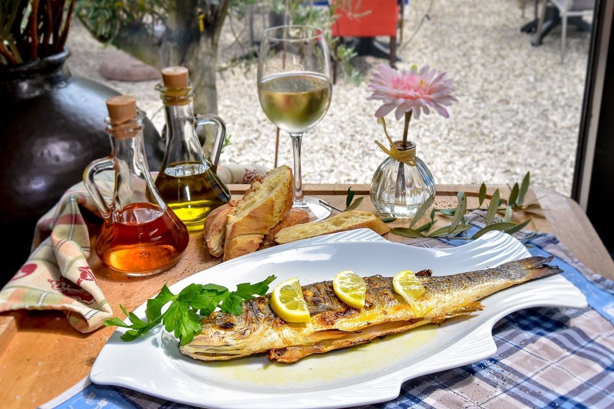 assiette restaurant grec la folie grecque woluwe